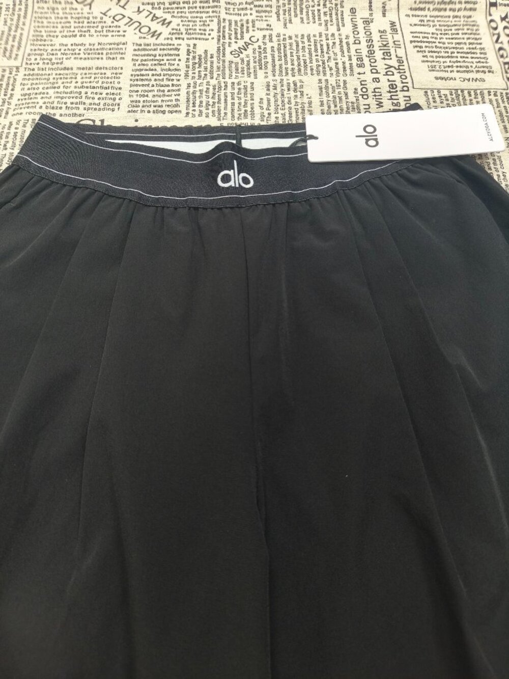 Alo Yoga Suit Up Relaxed Fit Trouser NWT☁Soft and Comfortable Fit (Regular)🏝 - Picture 3 of 8